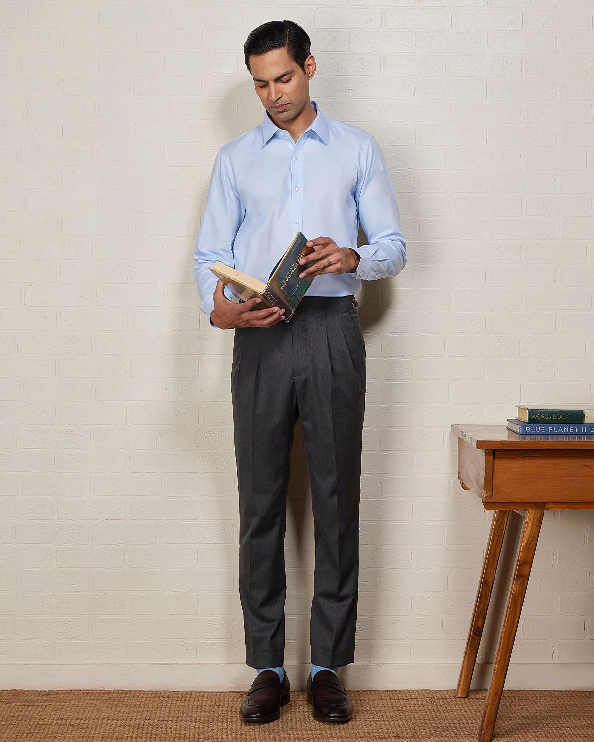 Light Blue Classic Oxford Shirt - Image 3