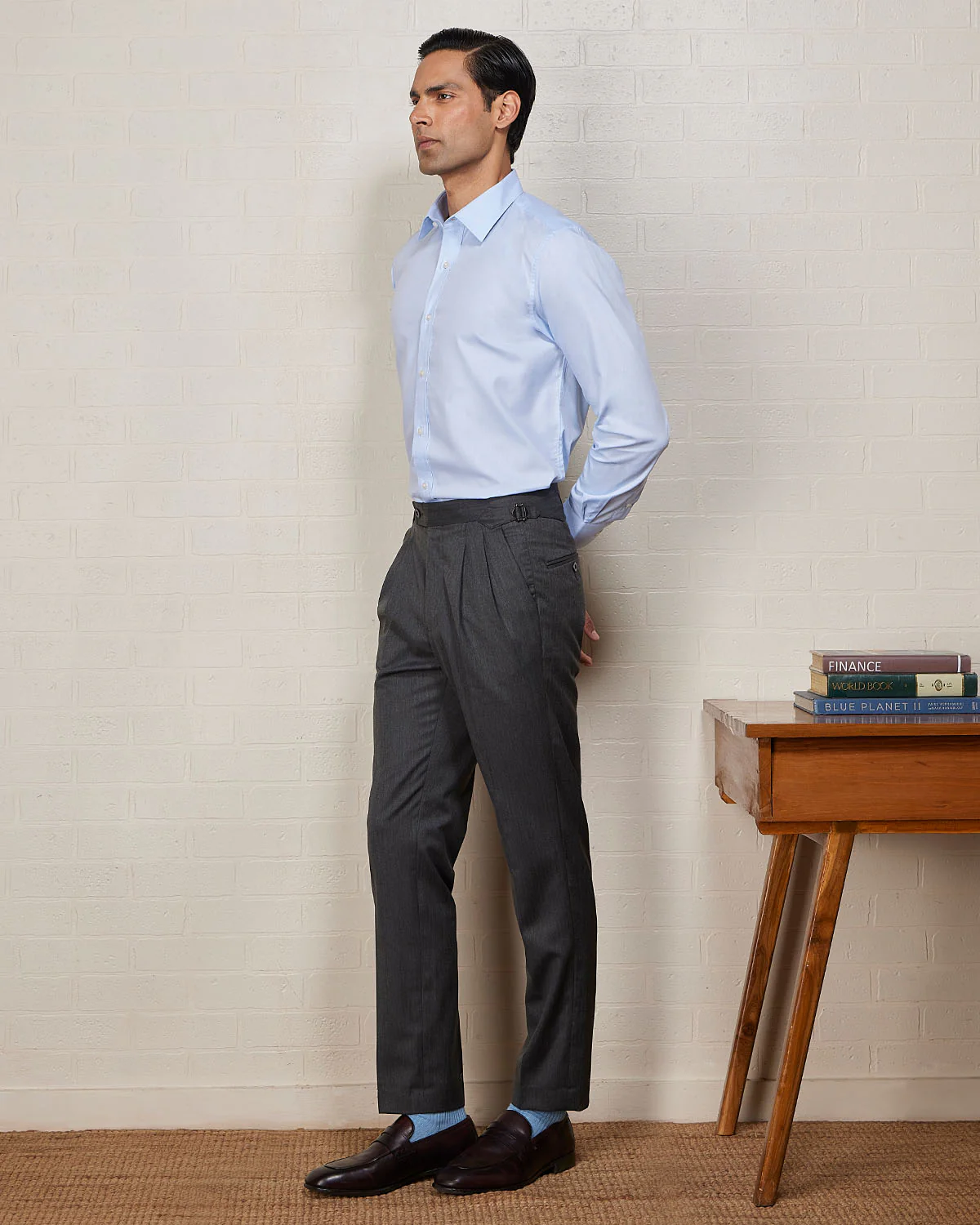 Light Blue Classic Oxford Shirt - Image 4