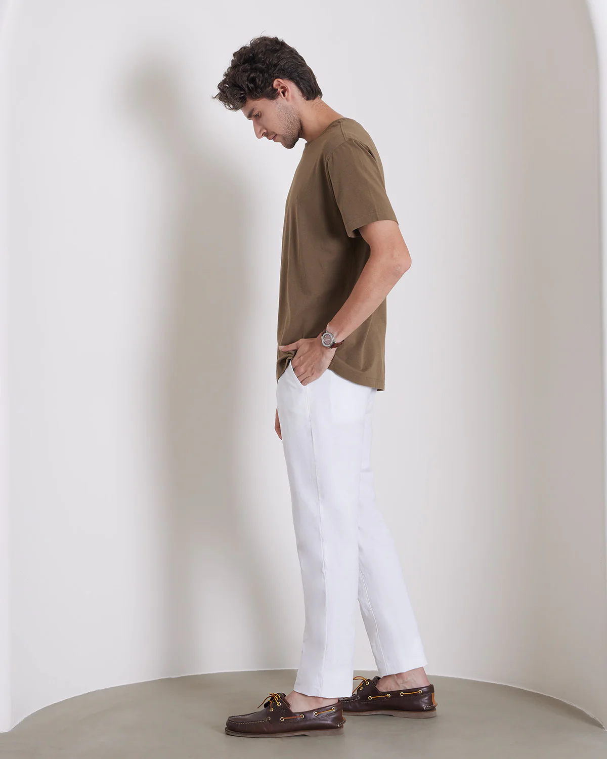 Luxe Voyager T-Shirt - Dark Brown - Image 4