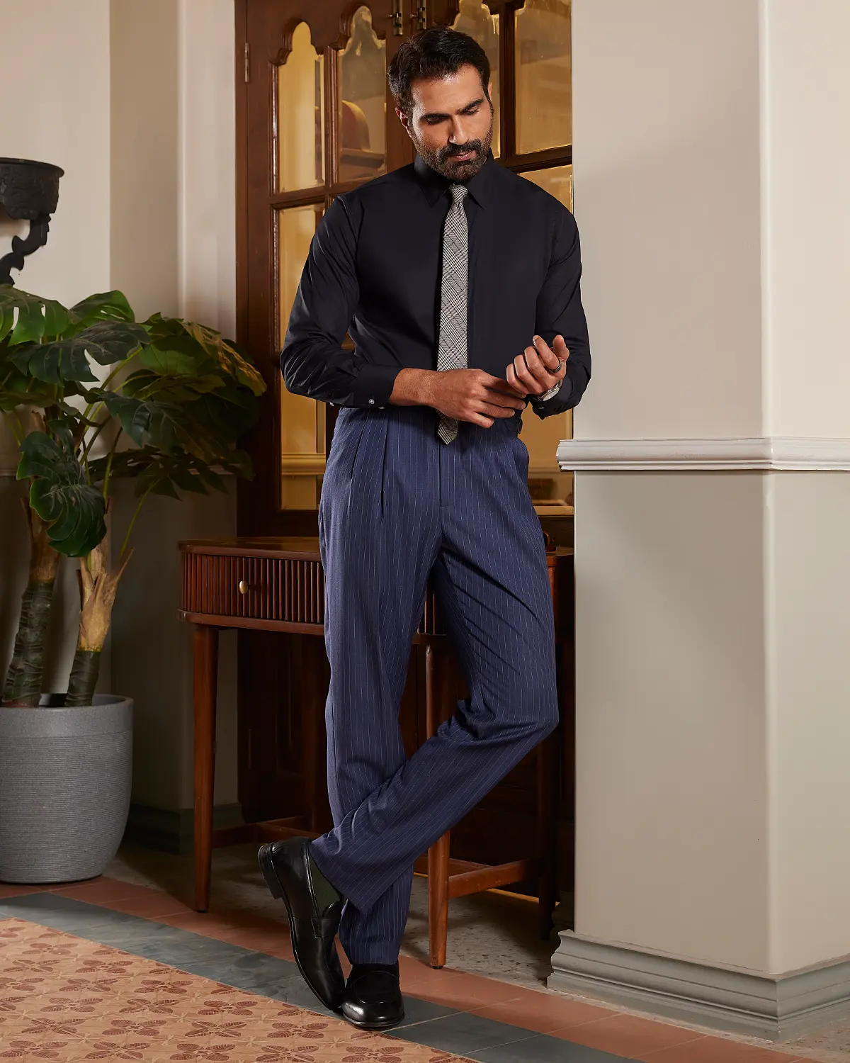 Noir Poplin Shirt - Image 4