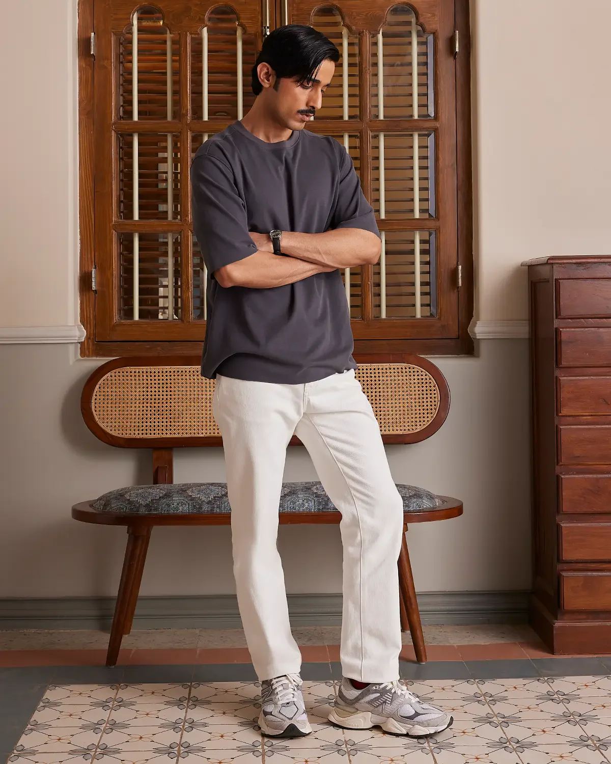 Luxe Oversized T-shirt - Dark Grey - Image 4
